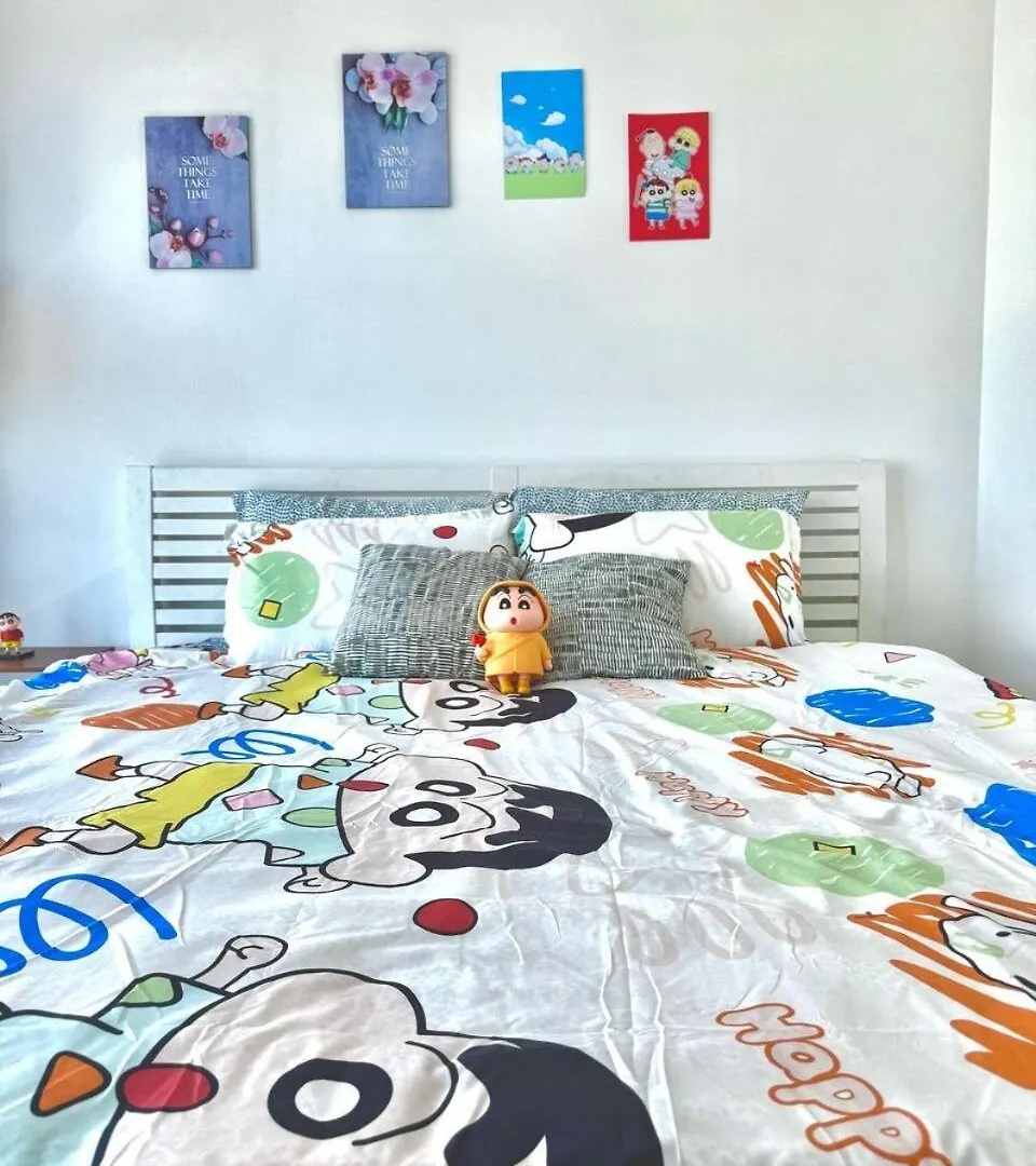 Crayon Shinchan 3R2B Seaview Suite George Town 0*,  Malezya
